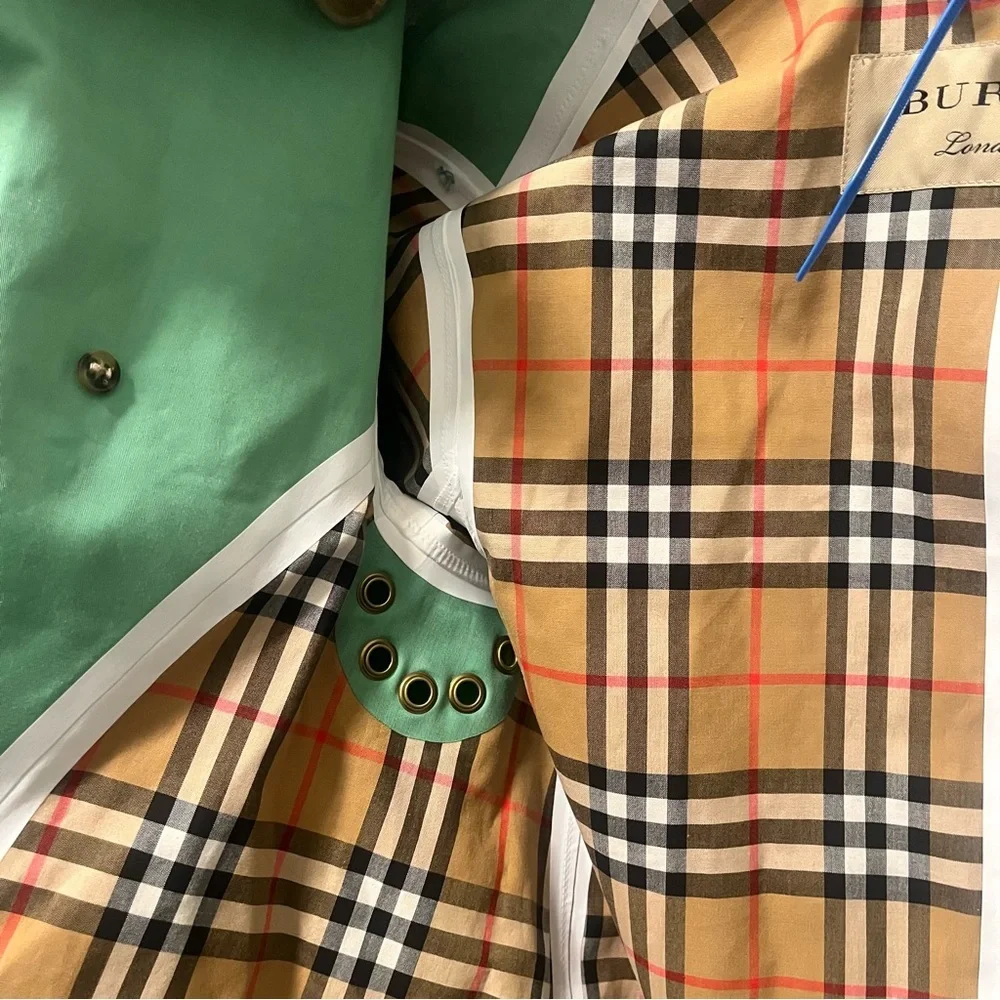 NWT Burberry US 2 Bright Pigment Green Notch Collar Double Breasted Trench Coat - Picture 12 of 13